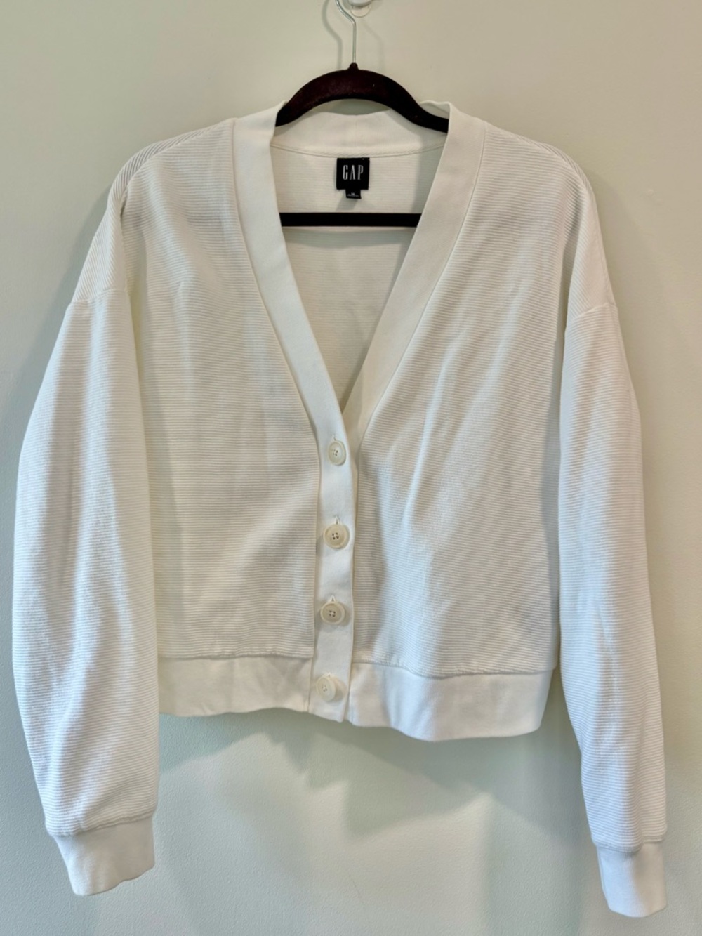 GAP 100% Cotton White V‑Neck Button Front Women's Ribbed Cardigan Sweater Medium